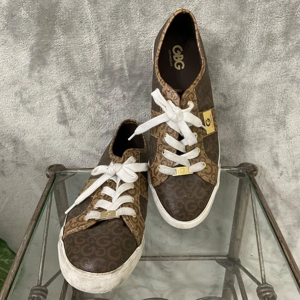 GBG Los Angeles Shoes Sneakers Women's Size 11M Brown Gold logo Accents